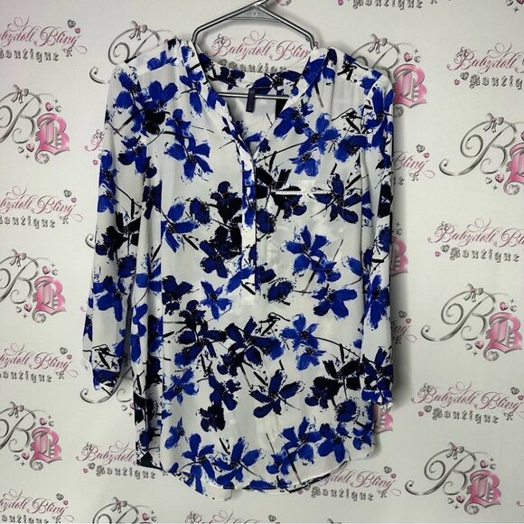 Not your daughters jeans NYDJ Floral Blue and Black Women's Top BLOUSE - Picture 3 of 7